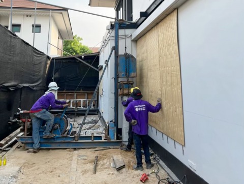 ตอกเสาเข็มไมโครไพล์ในที่แคบ